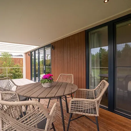 Antonius Hoeve * Oudenbosch